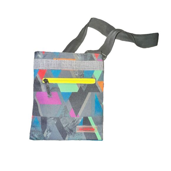 Dakine Jive Crossbody Shoulder Bag Purse Multicolor Triangle Geometric Zip - Picture 1 of 5
